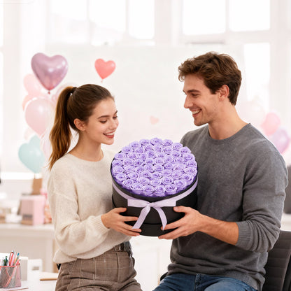 Eviga blommor, 50 konserverade rosor i en låda, eviga blommor, odödlig bukett, födelsedagspresent för kvinnor, hennes fru, mödrar, årsdag, alla hjärtans dag, jul, lavendel lila